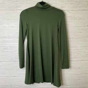 🌈 Shein Tuttle neck long sleeved swing dress